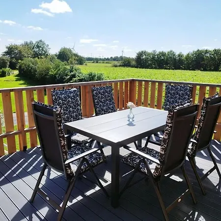 Little Freedom Modern Retreat *